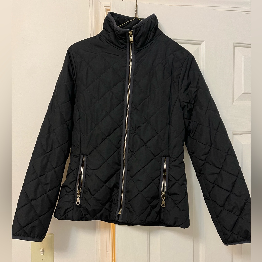 Black Puffer Jacket!
